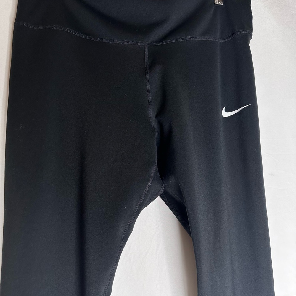 Nike Dri-fit Leggings - Picture 2 of 6
